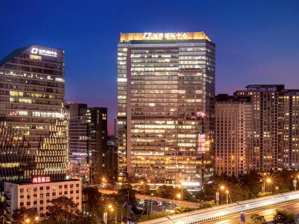 远洋国际中心夜景