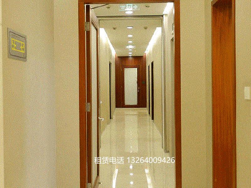 英蓝国际金融中心楼道