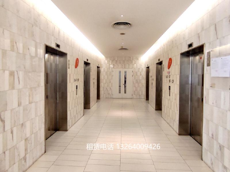 三里屯SOHO内部实景