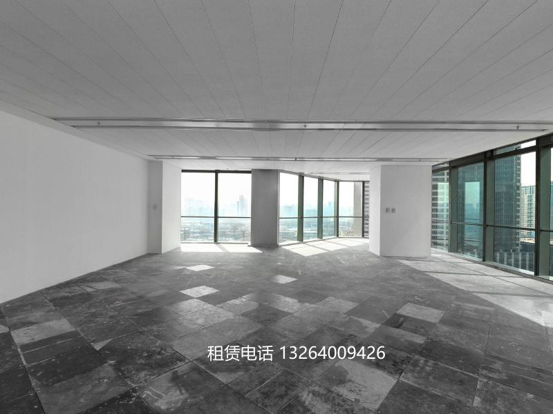 华贸中心内部实景图