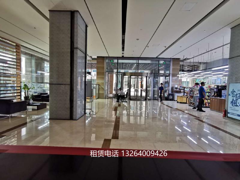 绿地中心内部图