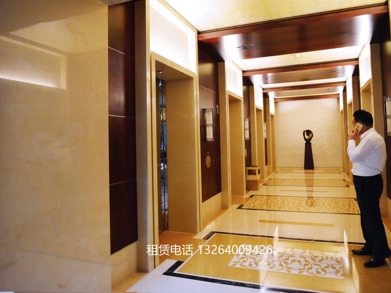 国贸大厦（国贸三期）电梯间