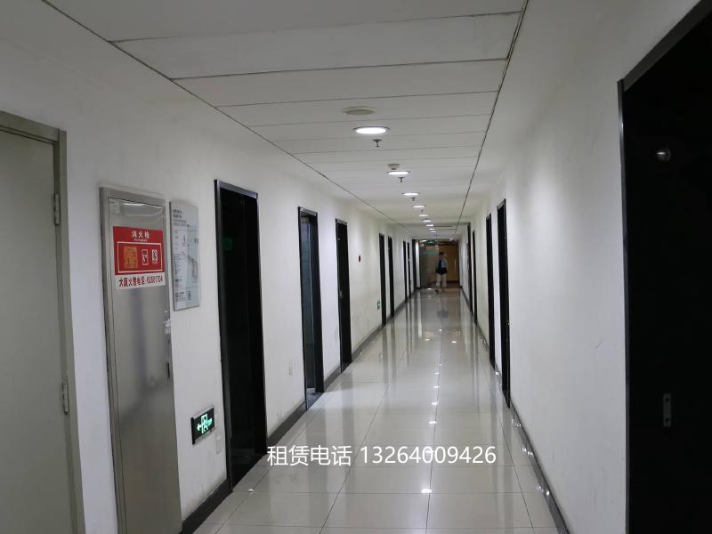 E世界财富中心电梯厅