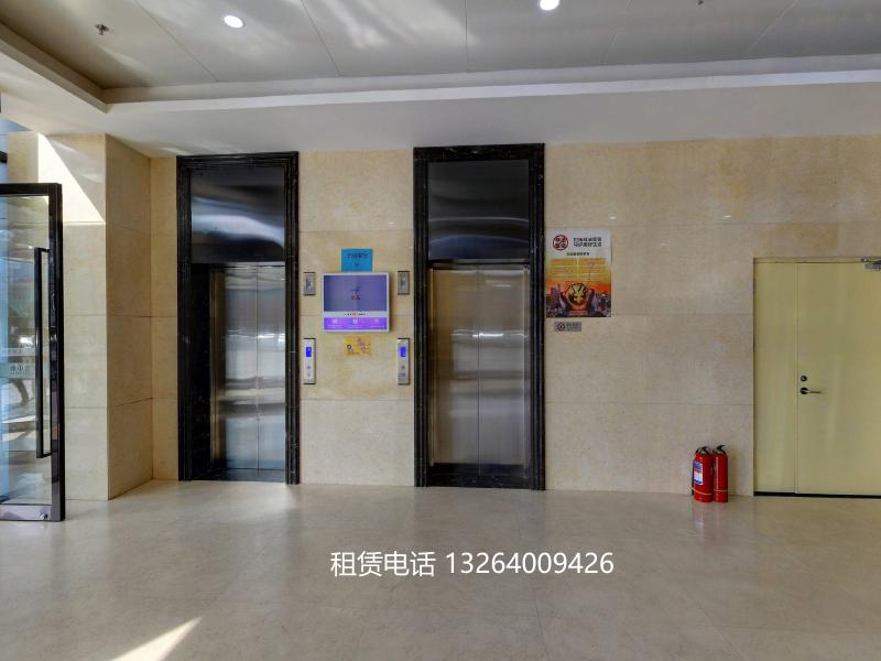 汇金中心电梯厅