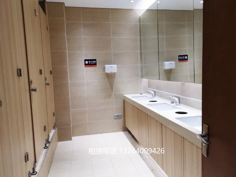 东方华瑞卫生间